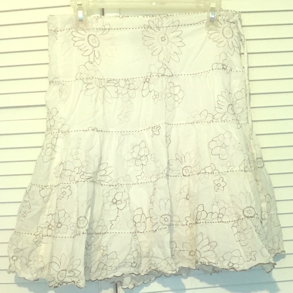 Floral Skirt🌈Twenty One